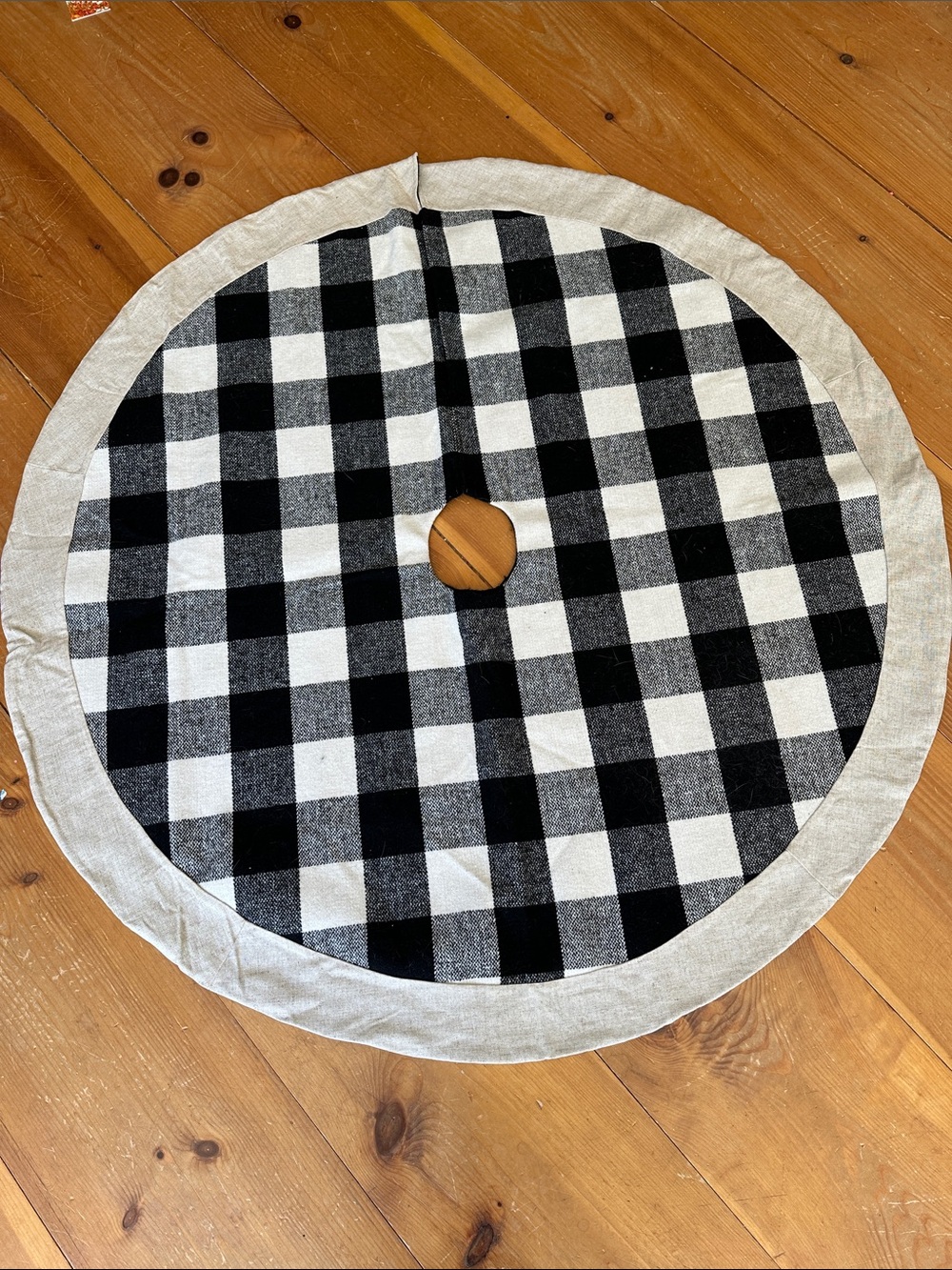 Hobby Lobby 48” Black & Cream Buffalo Check Tree Skirt with tan linen look trim